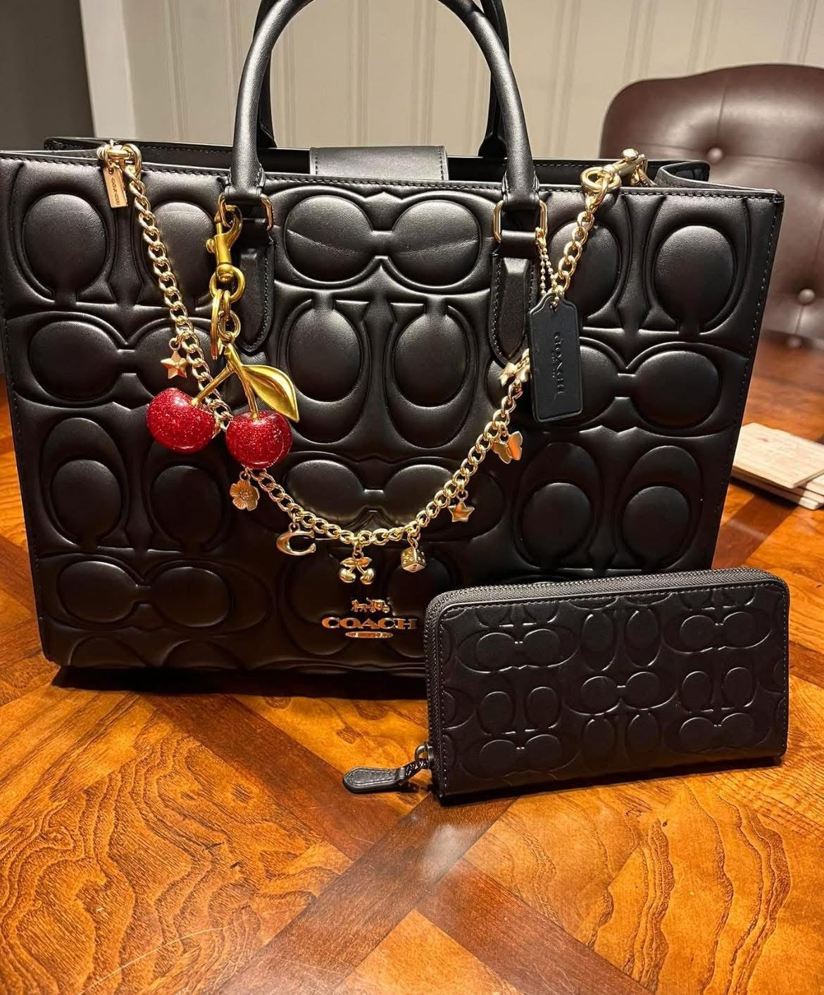Crowned C Handbag(charms included)