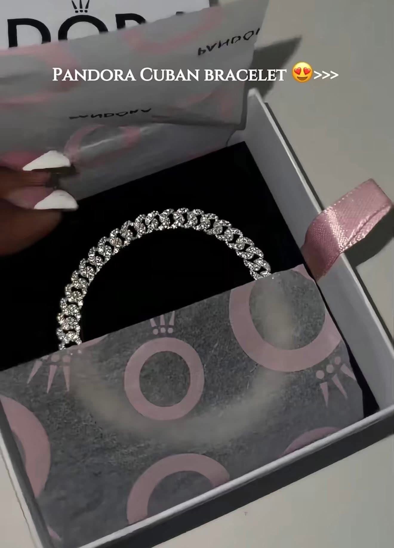 Cuban Link Bracelet/Chain 🖤