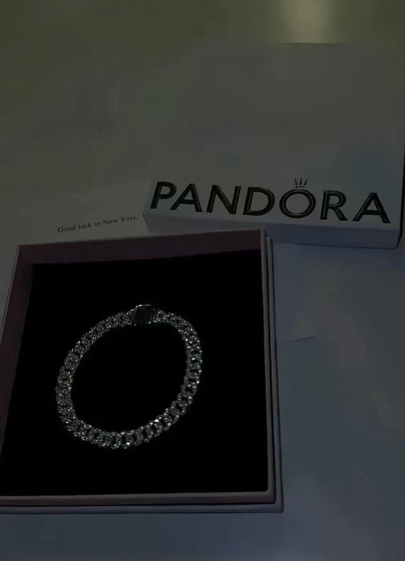 Cuban Link Bracelet/Chain 🖤